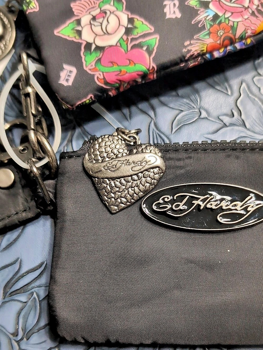 Ed Hardy Dual Pouch Wristlet Keychain Set Black & Pink NWT - Picture 2 of 6